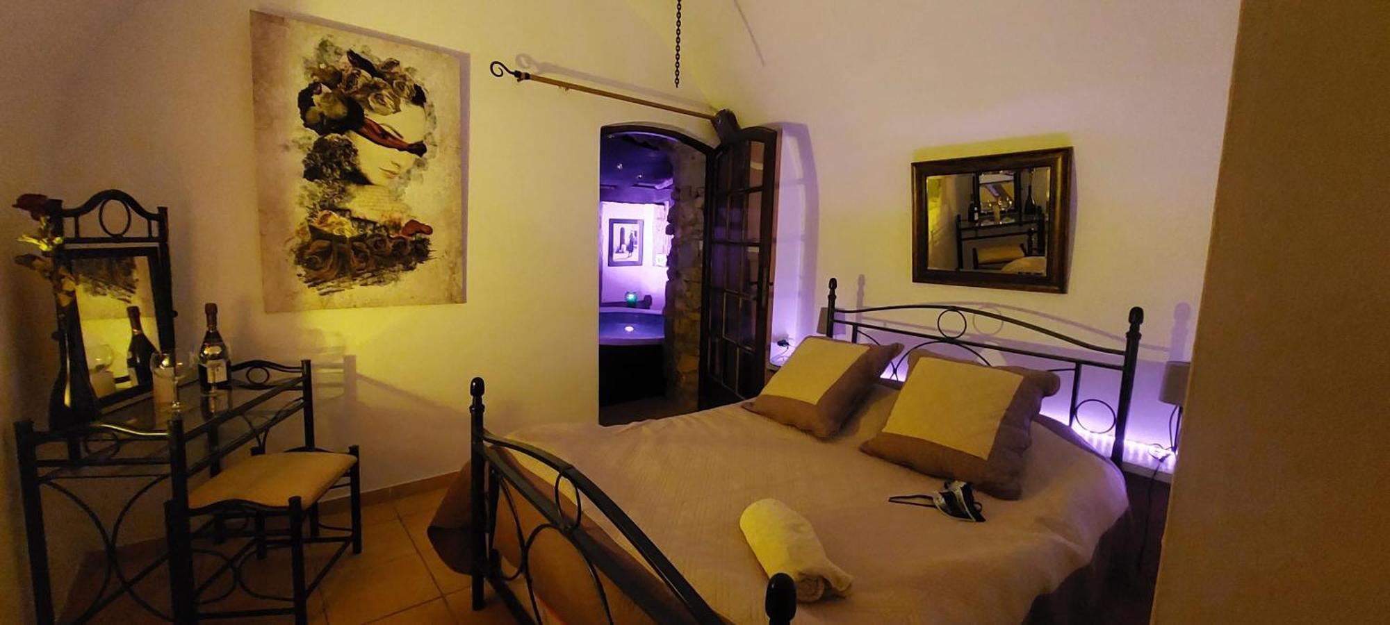 Chambre Love Romantique Avec Spa Privee 卡尔维 外观 照片