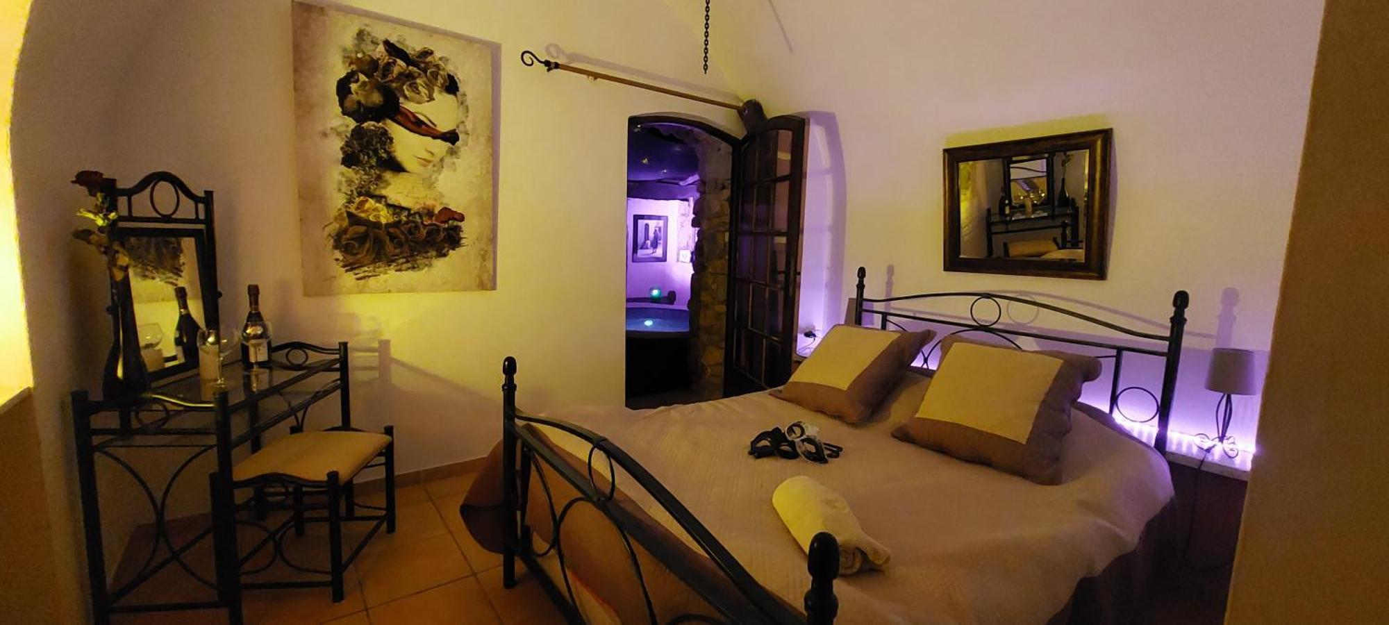 Chambre Love Romantique Avec Spa Privee 卡尔维 外观 照片