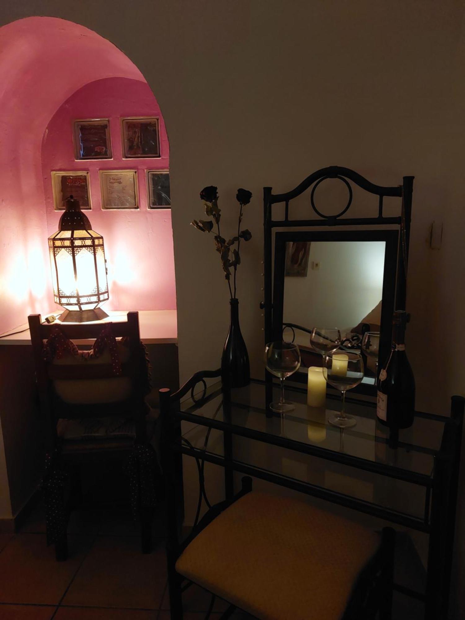Chambre Love Romantique Avec Spa Privee 卡尔维 外观 照片